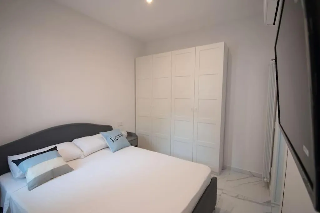Chiaia Arcoleo House - Sofia Apartment Naples 0*,